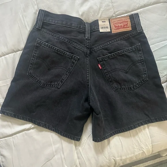 Levi's Dark Gray Baggy Shorts - Picture 4 of 4